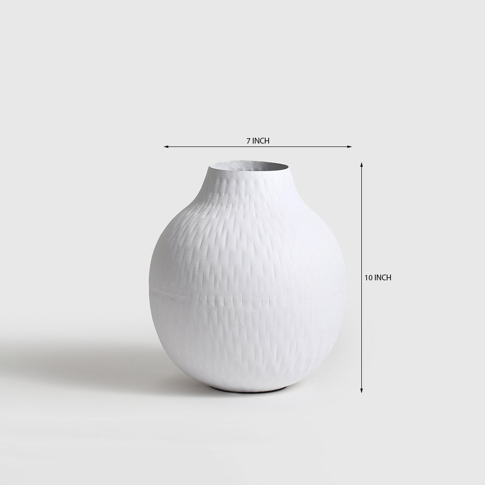 Trailwood Table Vase