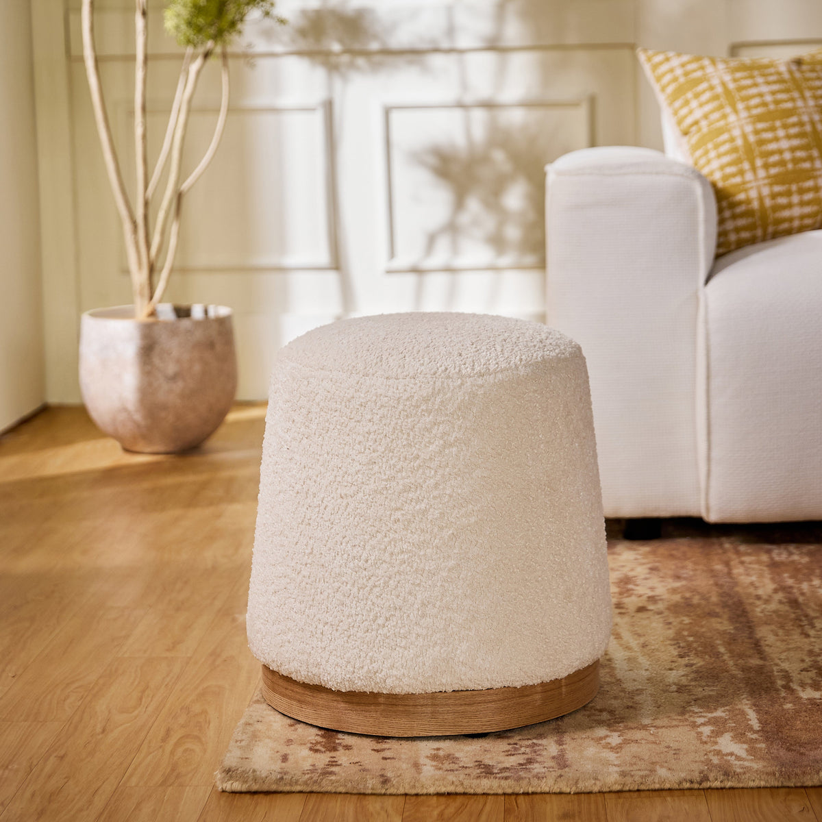 Quailwood Pouf