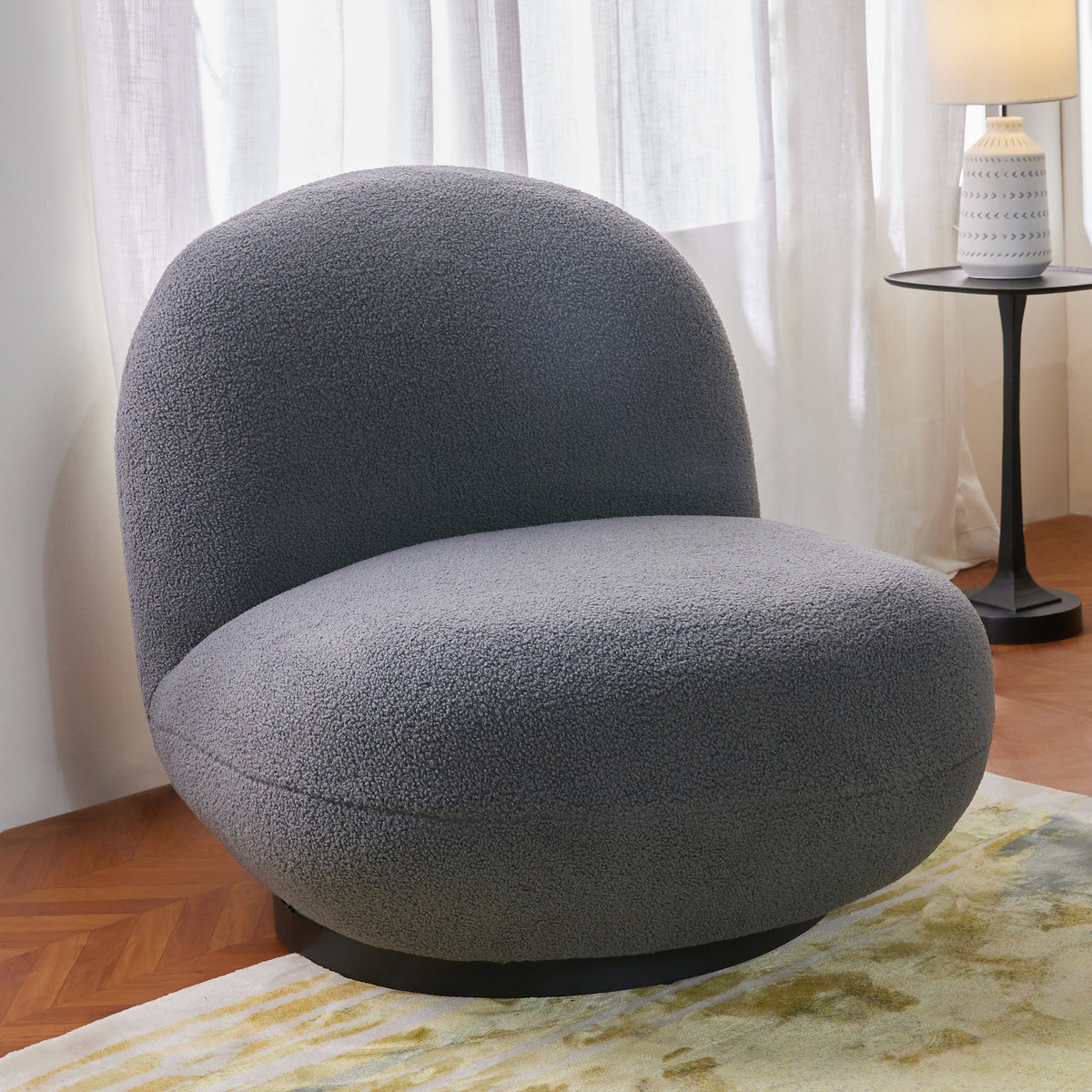Tanner Lounge Chair