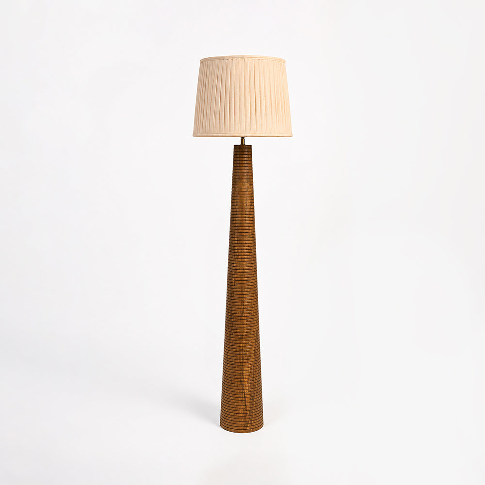 Quillfield Floor Lamp (1)