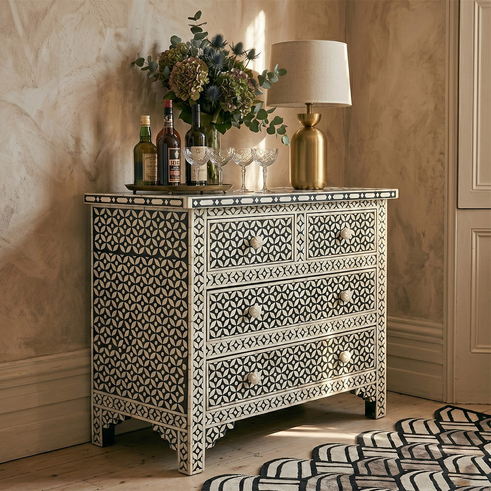 Larchmont Cabinet