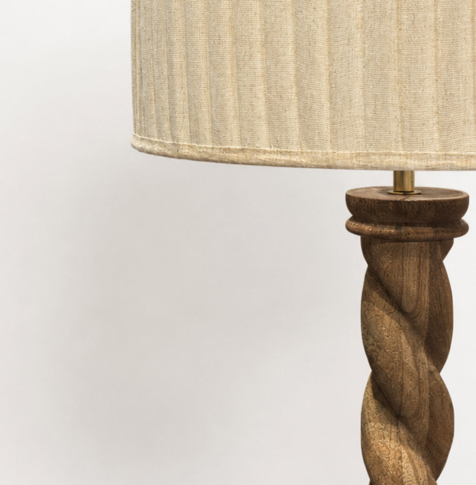 Woodhaven Floor Lamp (2)