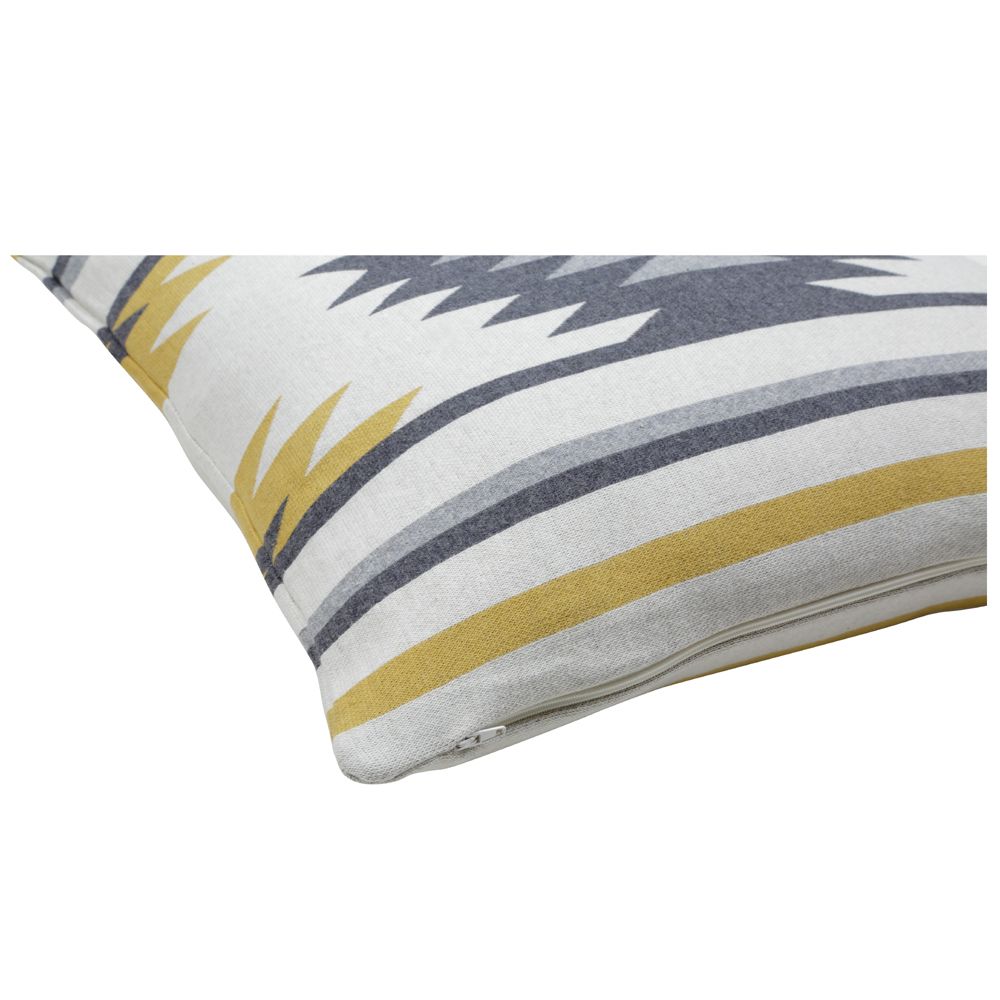 Woodcrest Cover - 18 x 18